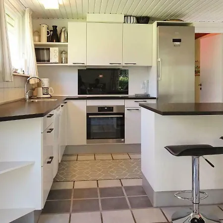 Three-bedroom In 12 Casa vacanze Nordenbro Vesteregn